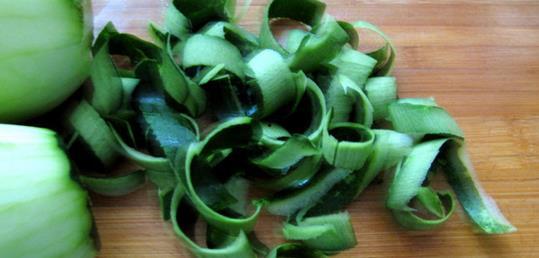 吃瓜比赛吃瓜皮,吃瓜比赛，舌尖上的狂欢